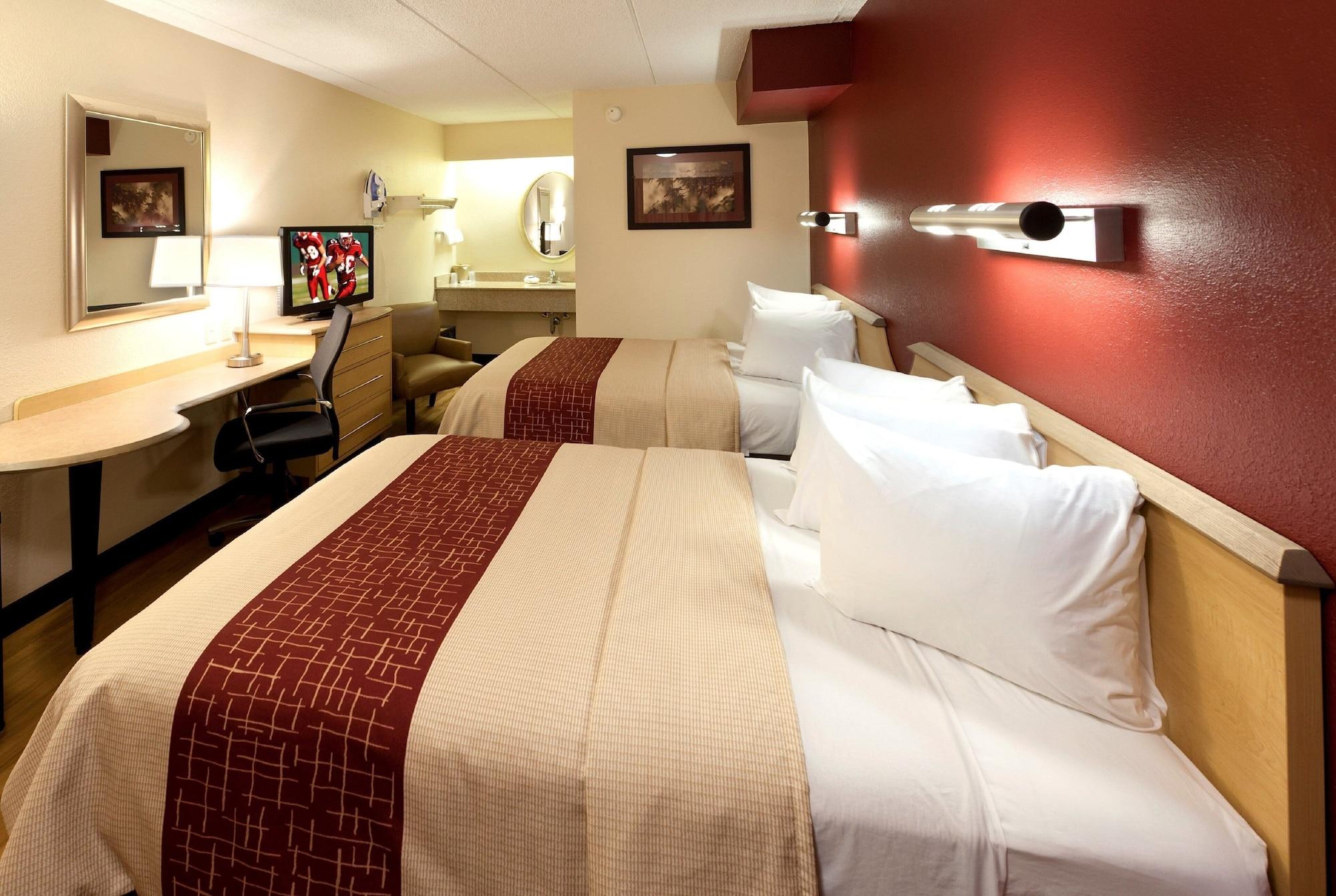 Red Roof Inn Dayton North Airport Εξωτερικό φωτογραφία