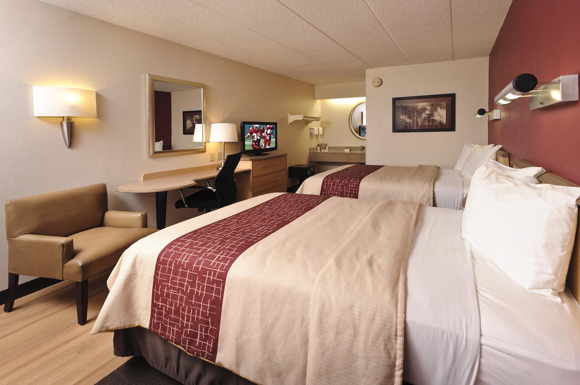 Red Roof Inn Dayton North Airport Εξωτερικό φωτογραφία