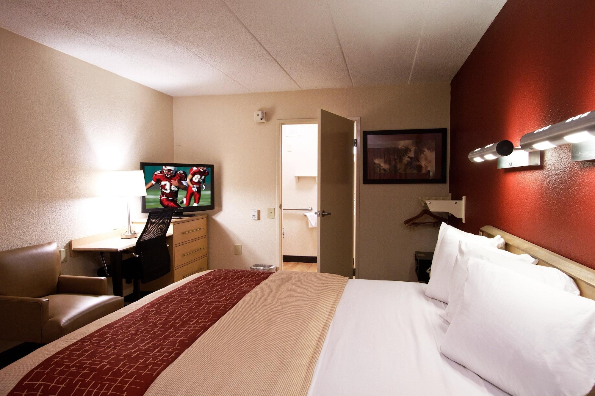 Red Roof Inn Dayton North Airport Εξωτερικό φωτογραφία