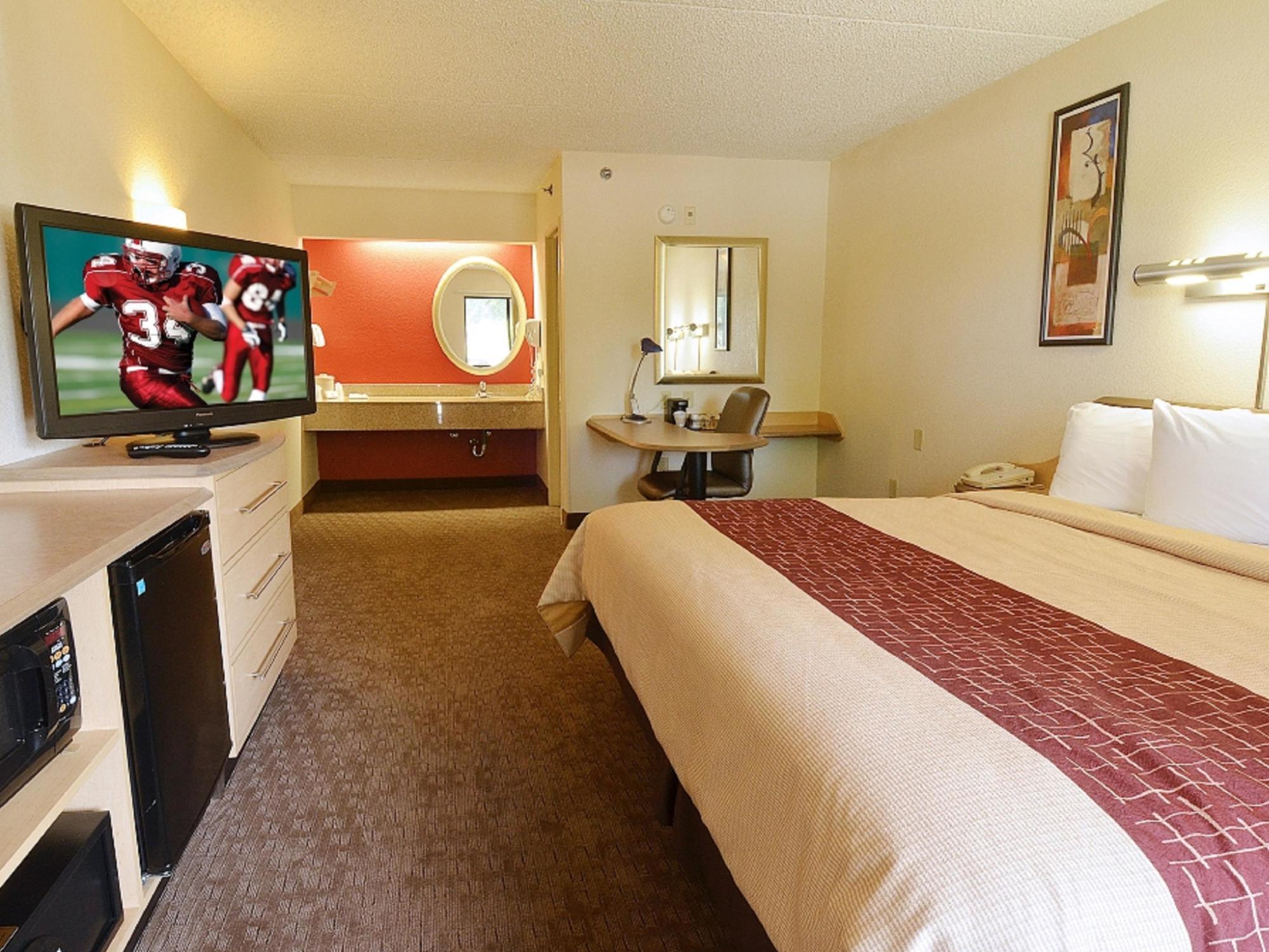 Red Roof Inn Dayton North Airport Εξωτερικό φωτογραφία